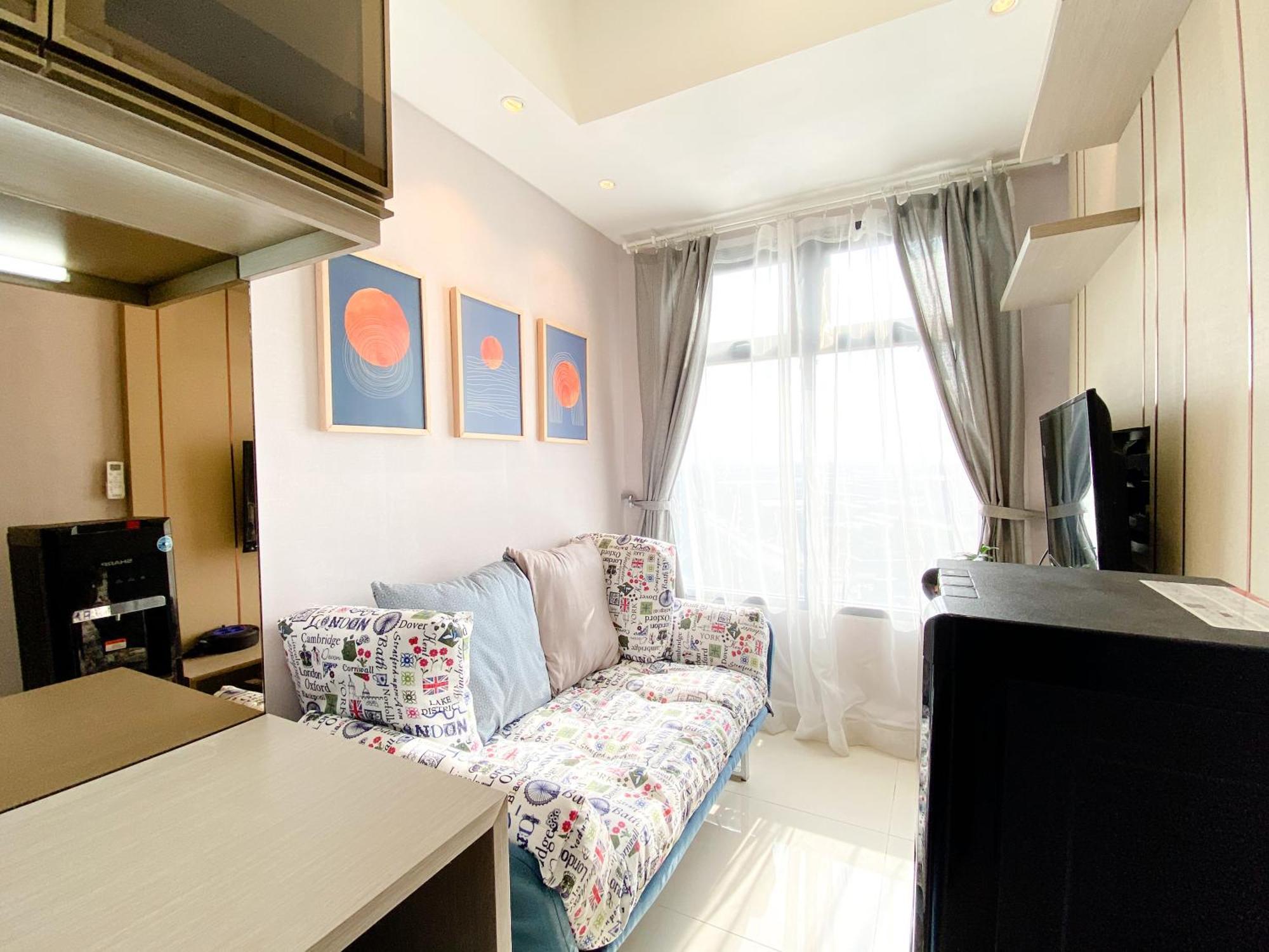 Simply And Comfortable 2Br Pollux Chadstone Apartment By Travelio Cikarang Exterior photo